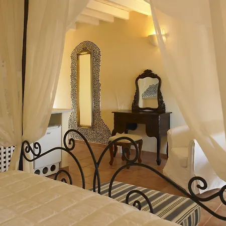 Of The Gods Cave Hotell 5*